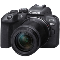 Canon EOS R10 + 18-150mm f/3.5-6.3|
